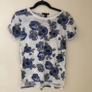 🔴 Forever 21 Tshirt 🔴